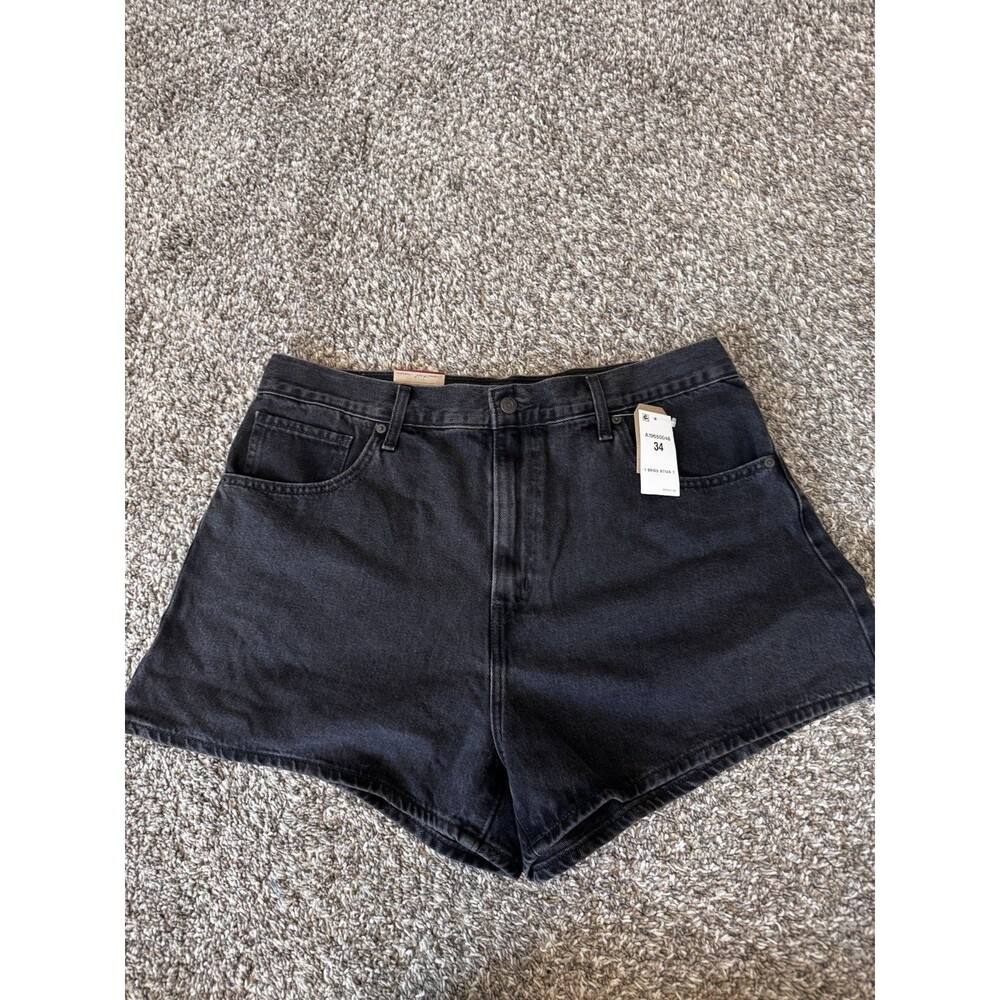 Levi’s High Waisted Mom Shorts Women’s 34 Black Denim A1965-0048 NWT